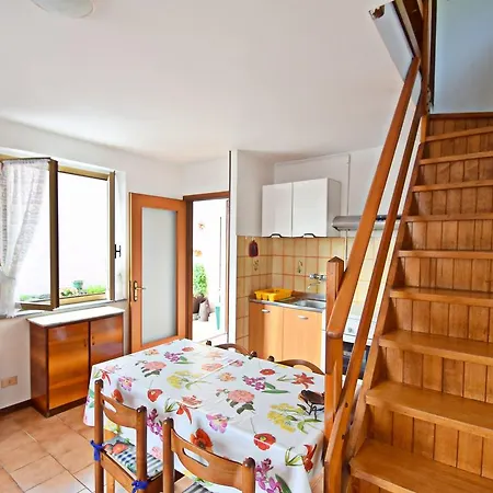 Σπίτι διακοπών Tranquil Holiday In Viggiona Near Lake Trarego