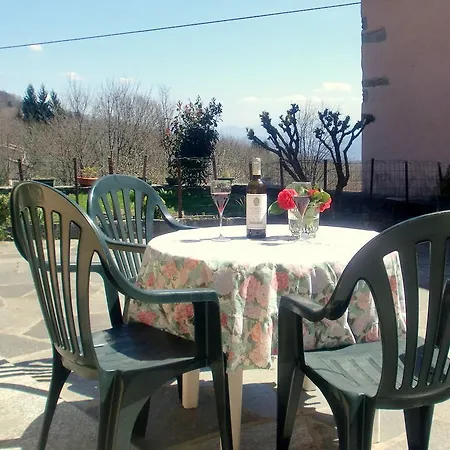 Σπίτι διακοπών Tranquil Holiday In Viggiona Near Lake Trarego
