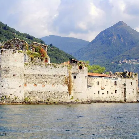 Tranquil Holiday In Viggiona Near Lake Σπίτι διακοπών
